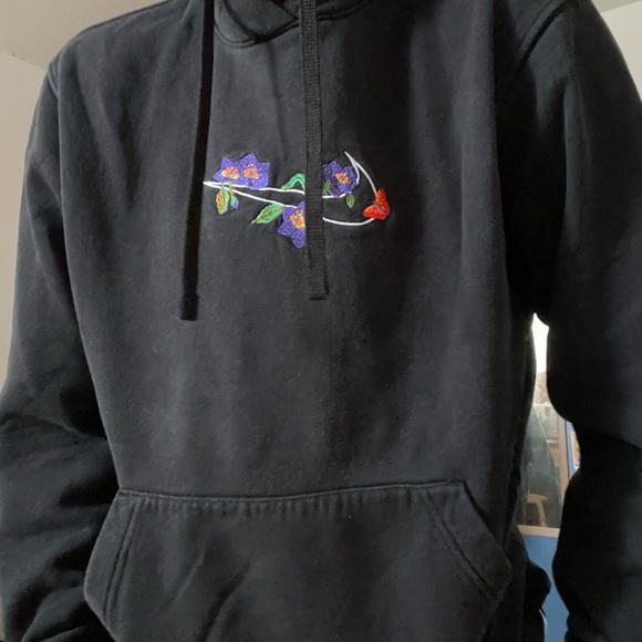 Nike | Tops | Nike Butterfly Flowers Embroidered Womens Hoodie | Poshmark